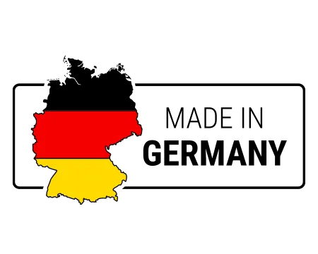 Logo Made in Germany w formie napisu. Po lewej stronie kontury Niemiec w kolorach flagi (od góry do dołu): czarnym, czerwonym oraz złotym.